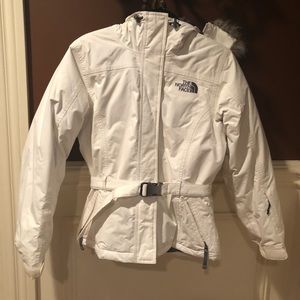 Woman’s North Face Belted down jacket